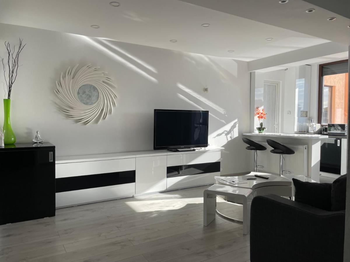 Luxury Two Room Apartment Residence Militari M3 부쿠레슈티 외부 사진