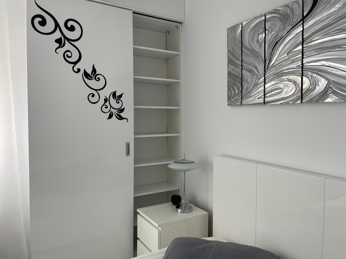 Luxury Two Room Apartment Residence Militari M3 부쿠레슈티 외부 사진